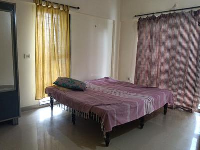 Bedroom Image of 1000 Sq.ft 2 BHK Apartment / Flat for rent in Magarpatta Iris, Magarpatta City Pune for Rs. 32000