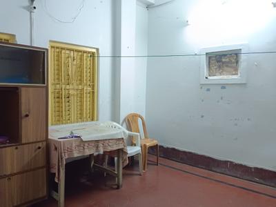 Bedroom Image of 800 Sq.ft 2 BHK Builder Floor for rent in Tollygunge Kolkata for Rs. 11800