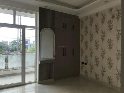 Bedroom Image of 1350 Sq.ft 3 BHK Apartment / Flat for sale in Noida Extension Greater Noida for Rs. 5505000