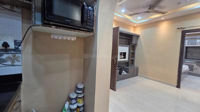 Kitchen Image of 1000 Sq.ft 2 BHK Apartment / Flat for rent in Tangra Kolkata for Rs. 32000