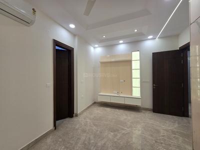 Bedroom Image of 1620 Sq.ft 3 BHK Builder Floor for sale in Punjabi Bagh New Delhi for Rs. 30000000