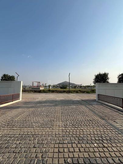 Milan Premier Main Image 1