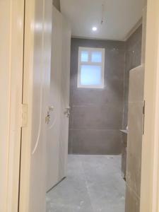 Common Bathroom Image of 2700 Sq.ft 4 BHK Builder Floor for sale in Green Field Colony Faridabad for Rs. 25000000