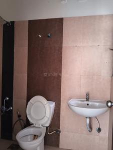 Image of 1225 Sq.ft 2 BHK Apartment / Flat for rent in Darshanam Central Park, Sayajiganj, Vadodara for Rs. 17000