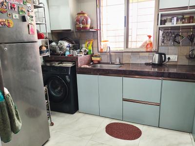 Kitchen Image of 710 Sq.ft 2 BHK Apartment / Flat for sale in Borivali West Mumbai for Rs. 18500000