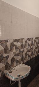 Bathroom Image of 1600 Sq.ft 4 BHK Independent House for rent in Pundag Ranchi for Rs. 25000