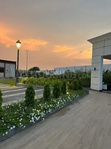 Prestige Park Drive Main Image 1