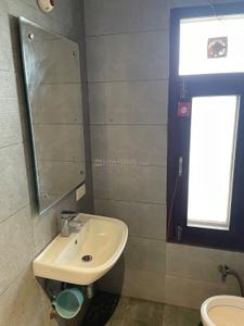 Bathroom Image of 600 Sq.ft 1 BHK Builder Floor for rent in Sector 104 Mohali for Rs. 15000