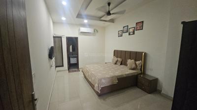 Bedroom Image of 1580 Sq.ft 4 BHK Independent House for rent in Gumtala Amritsar for Rs. 22500