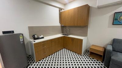 Kitchen Image of 1500 Sq.ft 1 BHK Apartment / Flat for rent in Scheme No 114 Indore for Rs. 24950