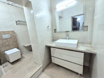 Image of 1500 Sq.ft 3 BHK Builder Floor for sale in Green Park, New Delhi for Rs. 38900000