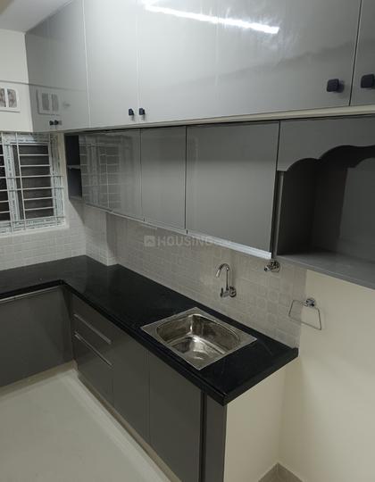 MM ENCLAVE Kitchen 1