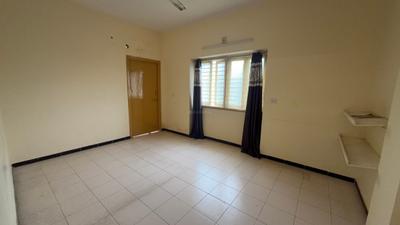 Bedroom Image of 1960 Sq.ft 3 BHK Apartment / Flat for rent in Navrangpura Ahmedabad for Rs. 35000