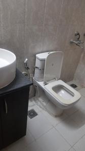 Bathroom Image of 2700 Sq.ft 3.5 BHK Builder Floor for rent in Sector 81 Faridabad for Rs. 26500