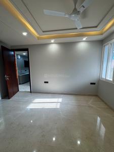 Bedroom Image of 1800 Sq.ft 3 BHK Builder Floor for sale in Rajouri Garden New Delhi for Rs. 36000000