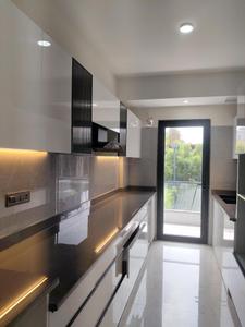 Kitchen Image of 2700 Sq.ft 3 BHK Builder Floor for rent in DLF Phase 4 Gurgaon for Rs. 150000