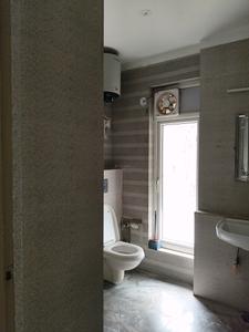Common Bathroom Image of 1483 Sq.ft 3 BHK Apartment / Flat for sale in Pareena Mi Casa, Sector 68 Gurgaon for Rs. 17500000