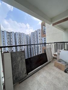 Balcony Image of 1215 Sq.ft 2.5 BHK Apartment / Flat for rent in Amrapali Dream Valley 2, Noida Extension Greater Noida for Rs. 21000