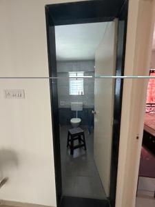 Bathroom Image of 990 Sq.ft 2 BHK Apartment / Flat for rent in Parth Parth Enclave, Karve Nagar Pune for Rs. 40000