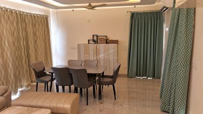 Hall Image of 2150 Sq.ft 3 BHK Apartment / Flat for rent in Experion Capital, Gomti Nagar Lucknow for Rs. 80000