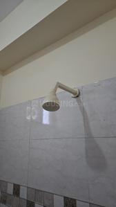 Bathroom Image of 372 Sq.ft 1 RK Apartment / Flat for rent in Sector 72 Noida for Rs. 12499