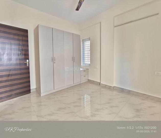 Viji kumar bullding Bedroom 1