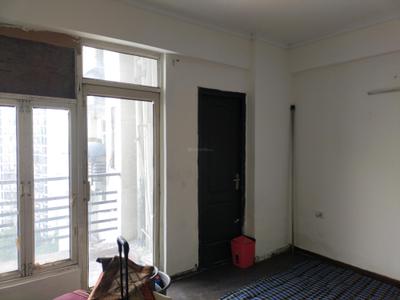 Bedroom Image of 950 Sq.ft 2 BHK Apartment / Flat for rent in Gardenia Glory, Sector 46 Noida for Rs. 27000