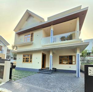 Image of 2250 Sq.ft 4 BHK Independent House for sale in Pukkattupady, Kochi for Rs. 9700000