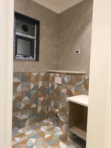 Common Bathroom Image of 1800 Sq.ft 3 BHK Builder Floor for sale in Indirapuram Ghaziabad for Rs. 17000000