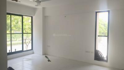 Bedroom Image of 3215 Sq.ft 3 BHK Apartment / Flat for rent in Adani Paarijat, Shantigram Ahmedabad for Rs. 100000