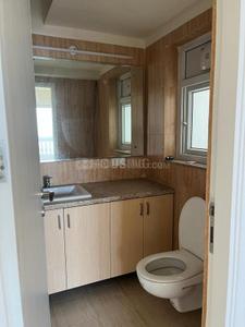 Bathroom Image of 1930 Sq.ft 3 BHK Apartment / Flat for sale in DLF The Skycourt, Sector 86 Gurgaon for Rs. 25000000