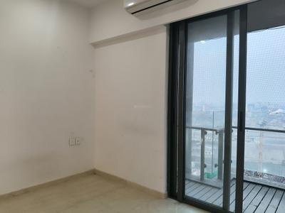 Bedroom Image of 1035 Sq.ft 2 BHK Apartment / Flat for rent in Lodha Venezia, Parel Mumbai for Rs. 130000
