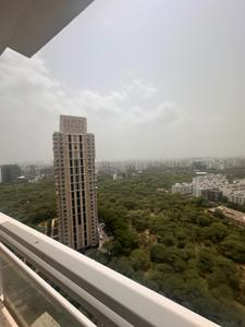 Balcony Image of 2000 Sq.ft 3 BHK Apartment / Flat for sale in DLF Park Place, Sector 54 Gurgaon for Rs. 77500000