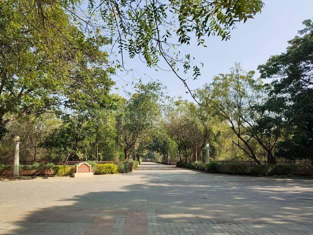 Saumya Aantar Kshitij Main Image 1