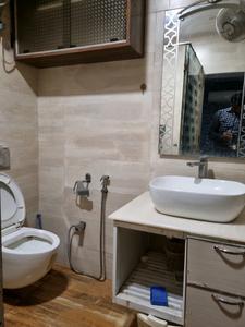 Bedroom One Image of 1200 Sq.ft 2 BHK Builder Floor for rent in Janakpuri New Delhi for Rs. 26000