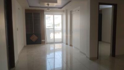 Living Room Image of 1600 Sq.ft 3 BHK Apartment / Flat for rent in Golden Titanium Heights, Sector 12 Dwarka New Delhi for Rs. 41000
