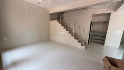 Bedroom Image of 2250 Sq.ft 4 BHK Independent House for rent in  Pramukh Zion, Sargasan Gandhinagar for Rs. 35000