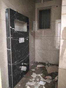 Common Bathroom Image of 1200 Sq.ft 4 BHK Apartment / Flat for sale in Sector 4 Rohini New Delhi for Rs. 9000000
