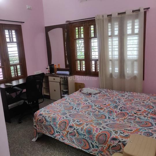 Mx Soumya Bedroom 1