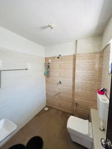 Bathroom Image of 1310 Sq.ft 3 BHK Apartment / Flat for sale in Universal Centre Point, Devdham Umargam for Rs. 3800000