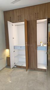 Bedroom Image of 1000 Sq.ft 2 BHK Apartment / Flat for rent in Omaxe Hazratganj Residency, Arjunganj Lucknow for Rs. 25000