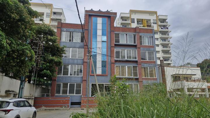 Cedar Oasis Main Image 1