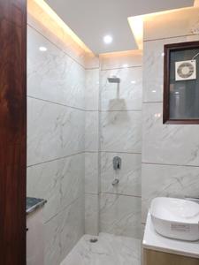 Common Bathroom Image of 1260 Sq.ft 3 BHK Builder Floor for sale in Richlook District Floors, Sector 85 Faridabad for Rs. 14400000