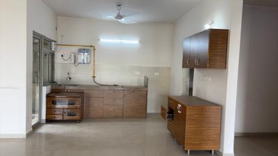 Kitchen Image of 1850 Sq.ft 3 BHK Apartment / Flat for rent in Adani The Meadows, Shantigram Ahmedabad for Rs. 32000