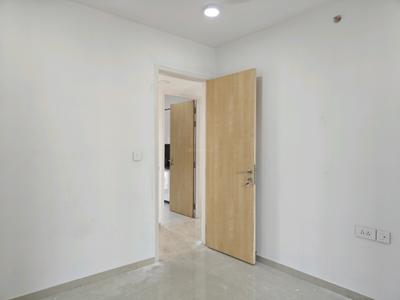 Bedroom Image of 1000 Sq.ft 2 BHK Apartment / Flat for sale in Lodha New Cuffe Parade, Sion Mumbai for Rs. 31000000