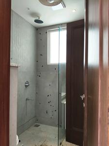 Common Bathroom Image of 1650 Sq.ft 3 BHK Builder Floor for sale in BPTP Astaire Garden Floors, Sector 70A Gurgaon for Rs. 26000000
