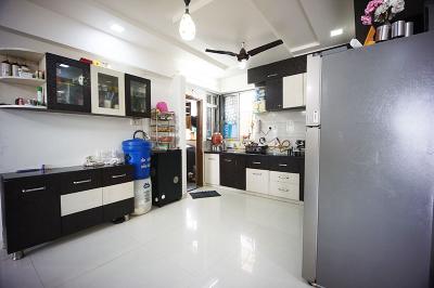 Kitchen Image of 1980 Sq.ft 3 BHK Apartment / Flat for sale in Akshar Pratham, Chandlodia Ahmedabad for Rs. 12000000