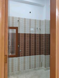 Common Bathroom Image of 900 Sq.ft 3 BHK Builder Floor for sale in DLF Ankur Vihar Ghaziabad for Rs. 3580006