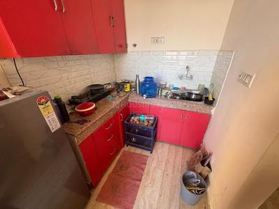 Kitchen Image of 895 Sq.ft 2 BHK Apartment / Flat for sale in Migsun Green Mansion, Surajpur Greater Noida for Rs. 5800000