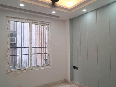 Bedroom Image of 1350 Sq.ft 3 BHK Builder Floor for sale in Paschim Vihar New Delhi for Rs. 26000000